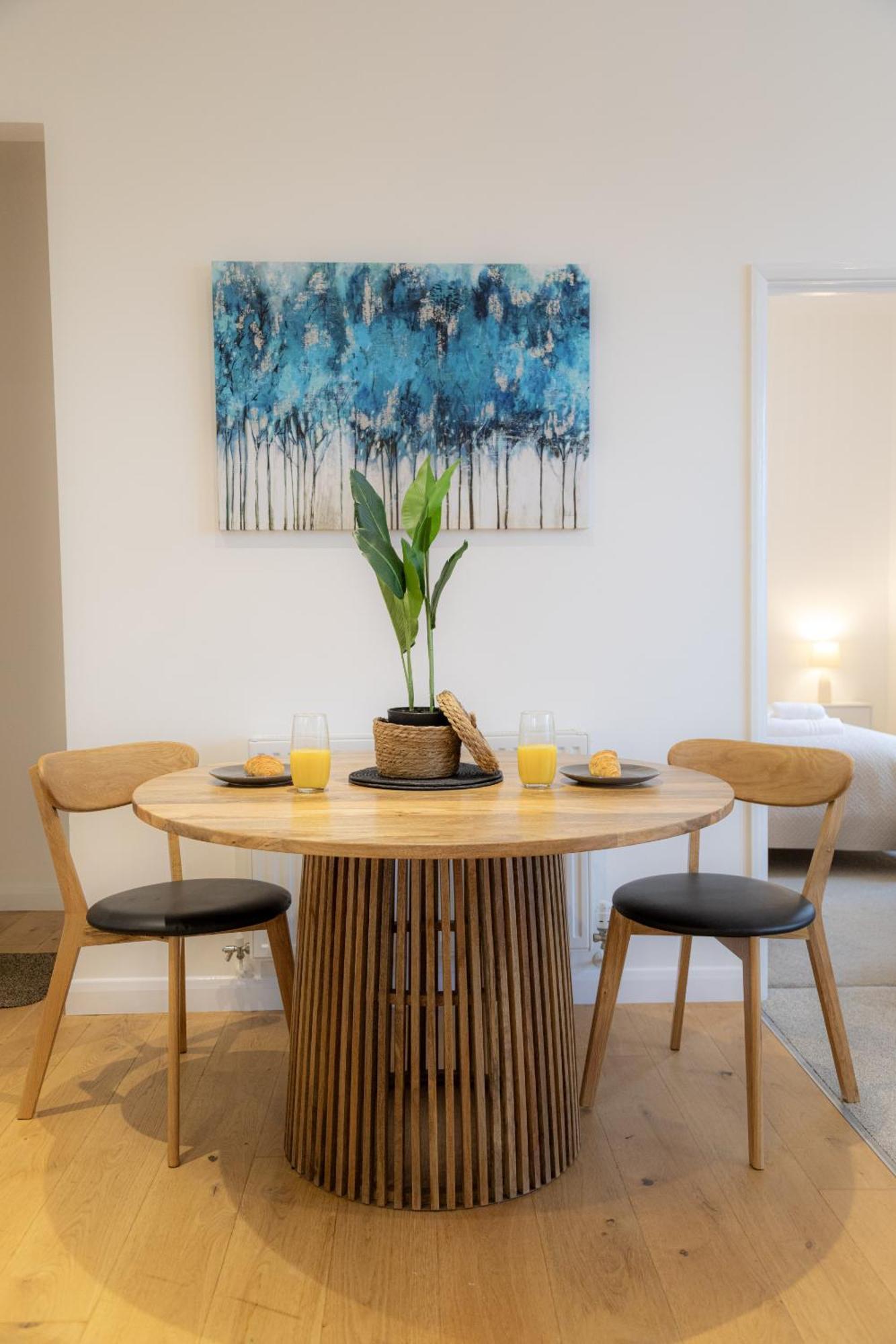 Crescent House Apartments Telford Room photo