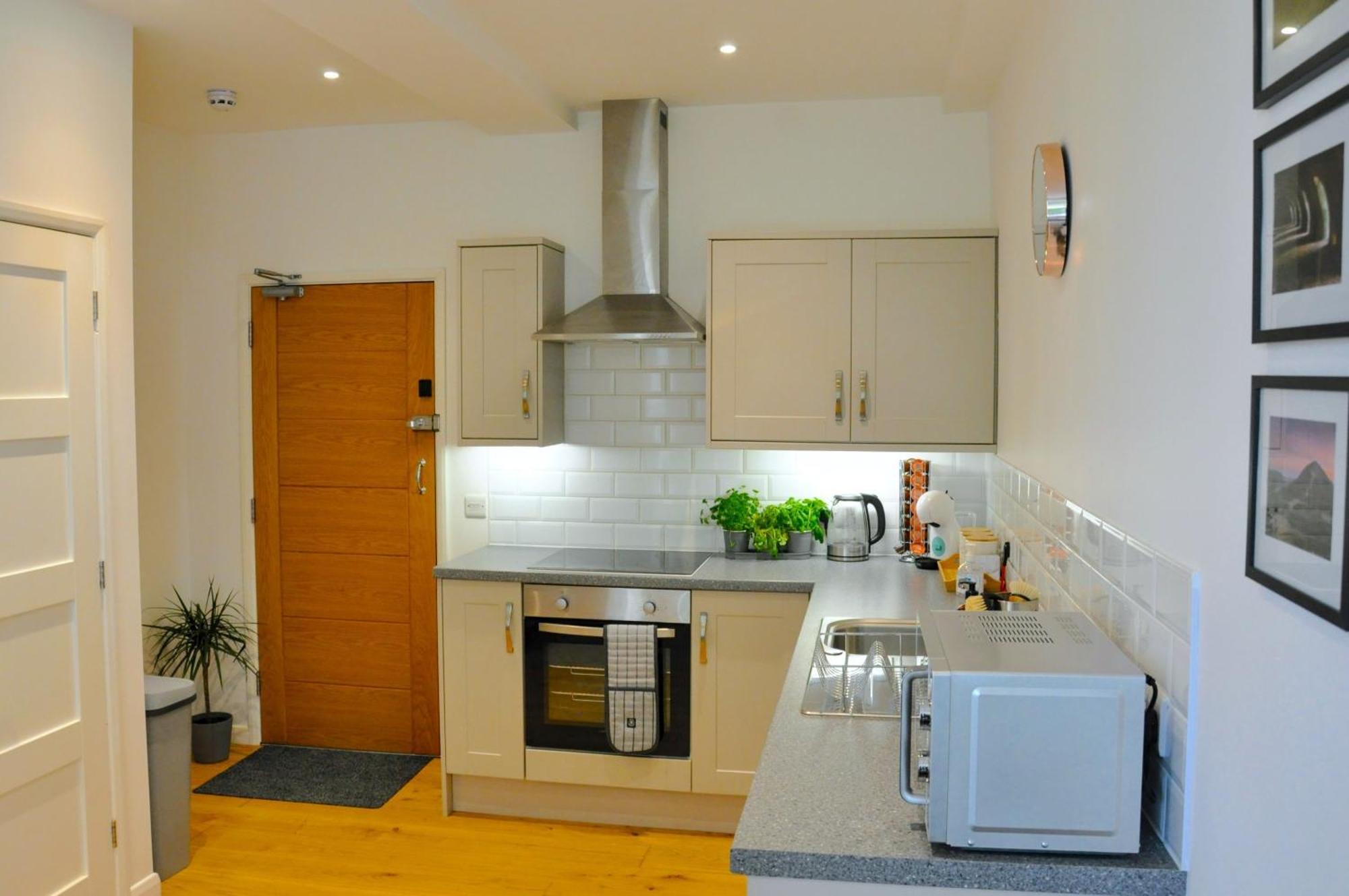 Crescent House Apartments Telford Room photo